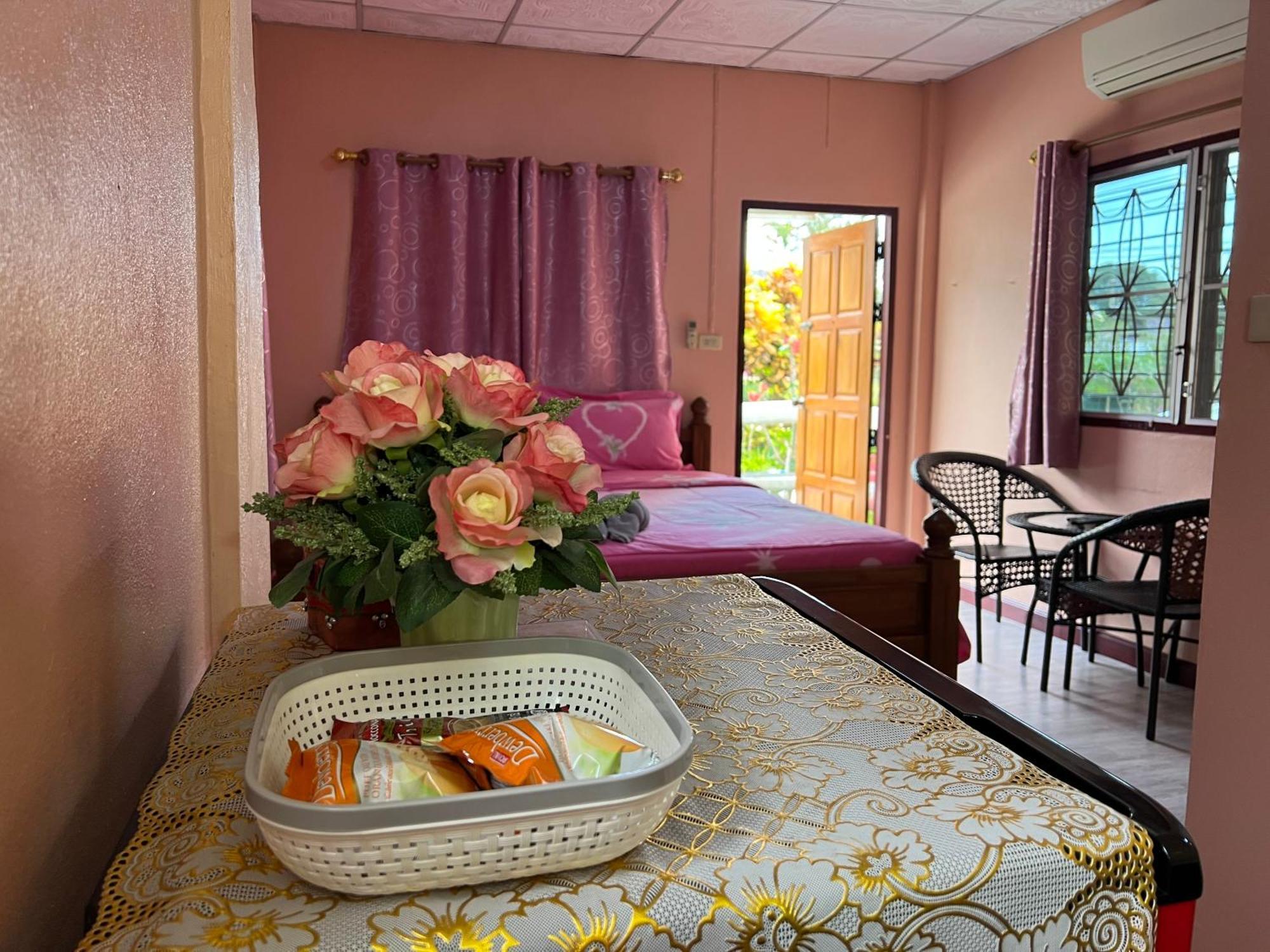 Tassana House Hotel Khao Kho Buitenkant foto