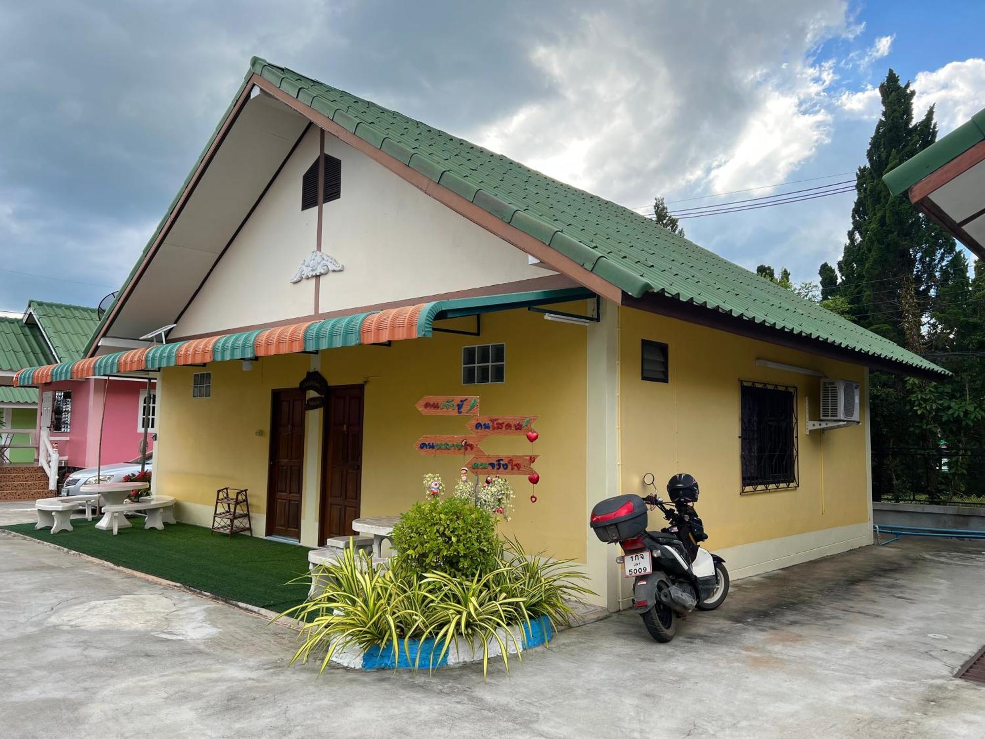 Tassana House Hotel Khao Kho Buitenkant foto